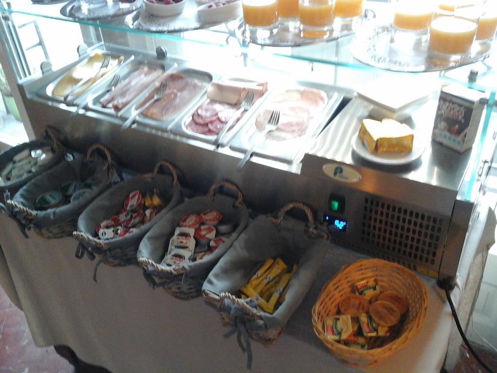 Arconaty Hotel Linter Zewnętrze zdjęcie